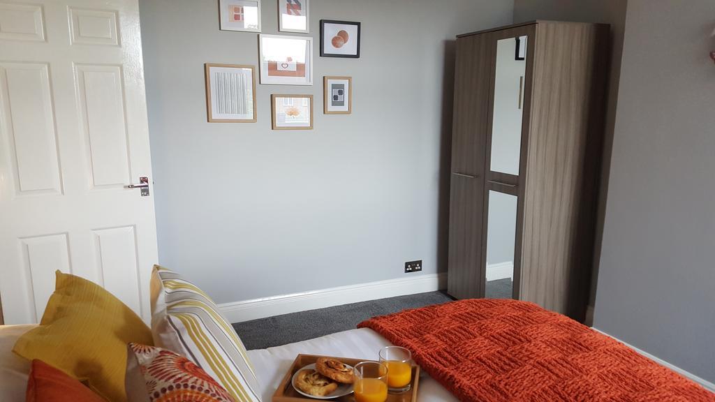 Ferienwohnung Seventy Eight Southend-on-Sea Exterior foto