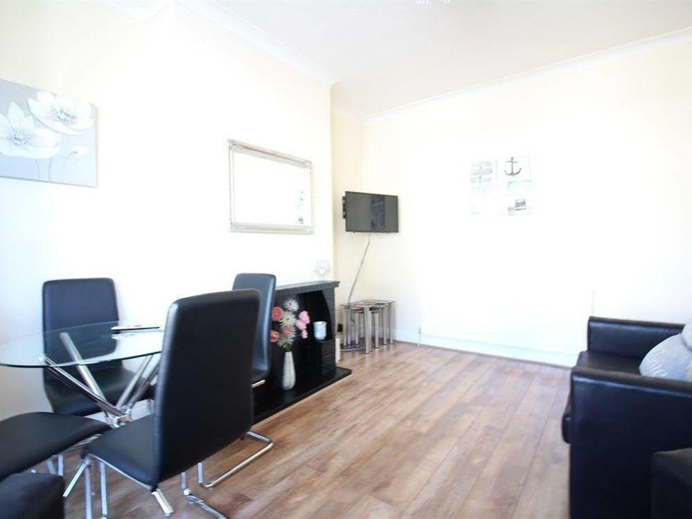 Ferienwohnung Seventy Eight Southend-on-Sea Exterior foto